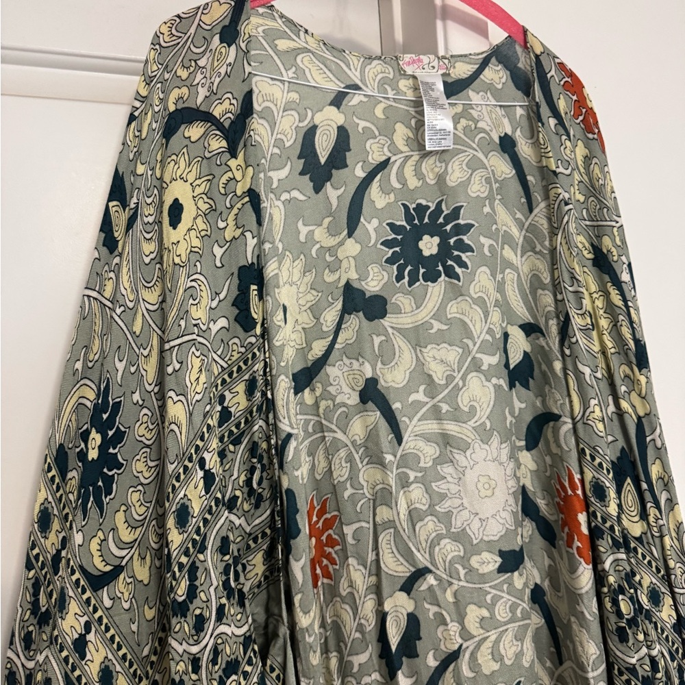 Free People Floral Patterned Kimono